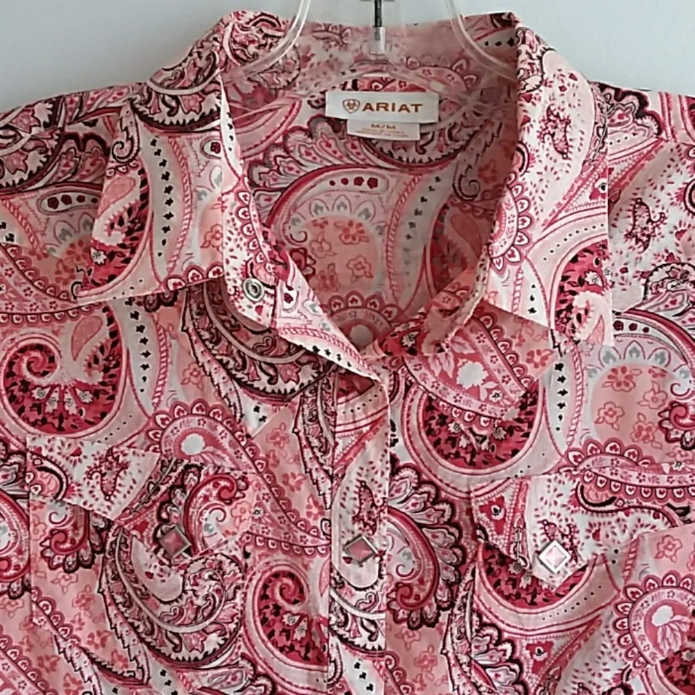 Ariat Pink Paisley Button Down Shirt - Picture 2 of 6